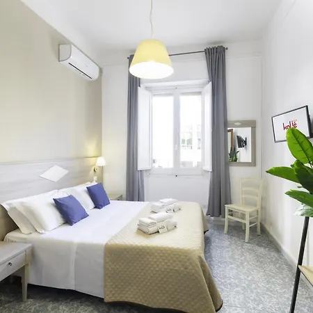 Kalie Rooms Guest House Cagliari Exterior photo